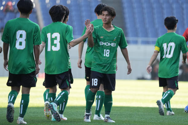 强势表现 强势表现